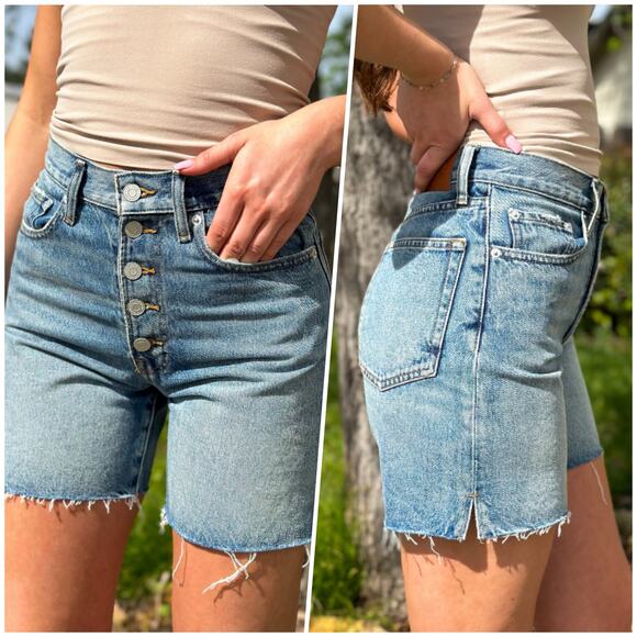 Lucky Brand | Women | Light Wash Raw Hem Button Fly Denim Traveler Shorts | 31 - Picture 13 of 16